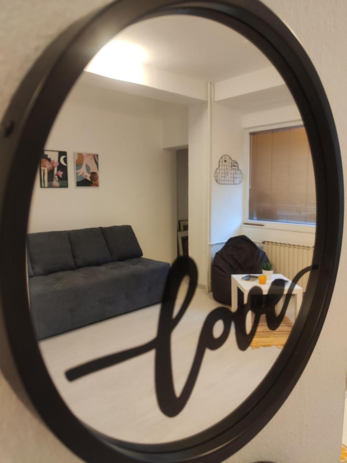 City Center White Apartment! Skopje Exterior photo